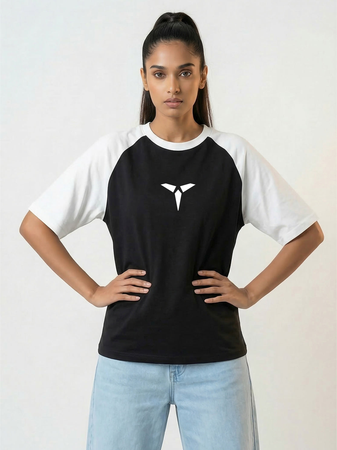 TOM MILTON Women Black Color Raglan Half Sleeve Round Neck Oversized Tshirt