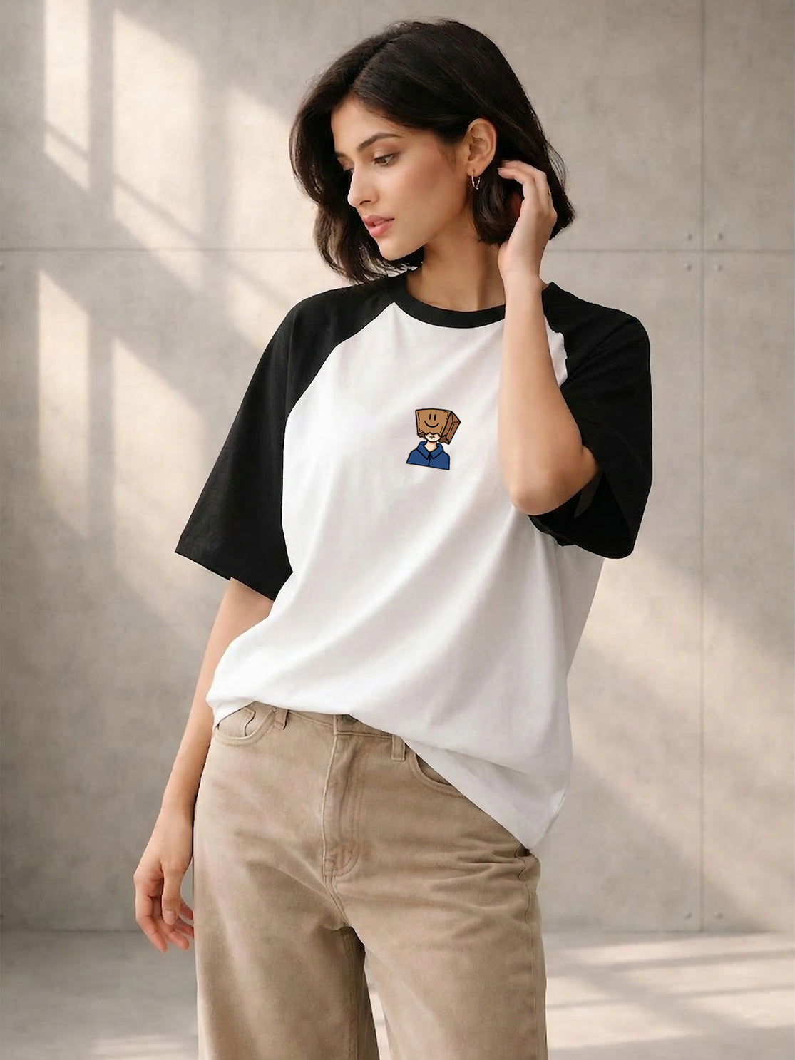 TOM MILTON Women White Color Raglan Half Sleeve Round Neck Oversized Tshirt