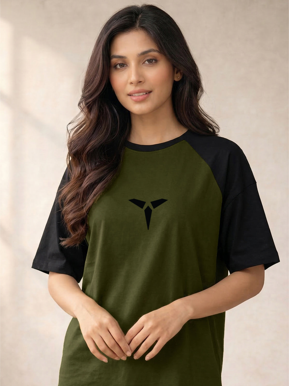 TOM MILTON Women Olive Green Color Raglan Half Sleeve Round Neck Oversized Tshirt