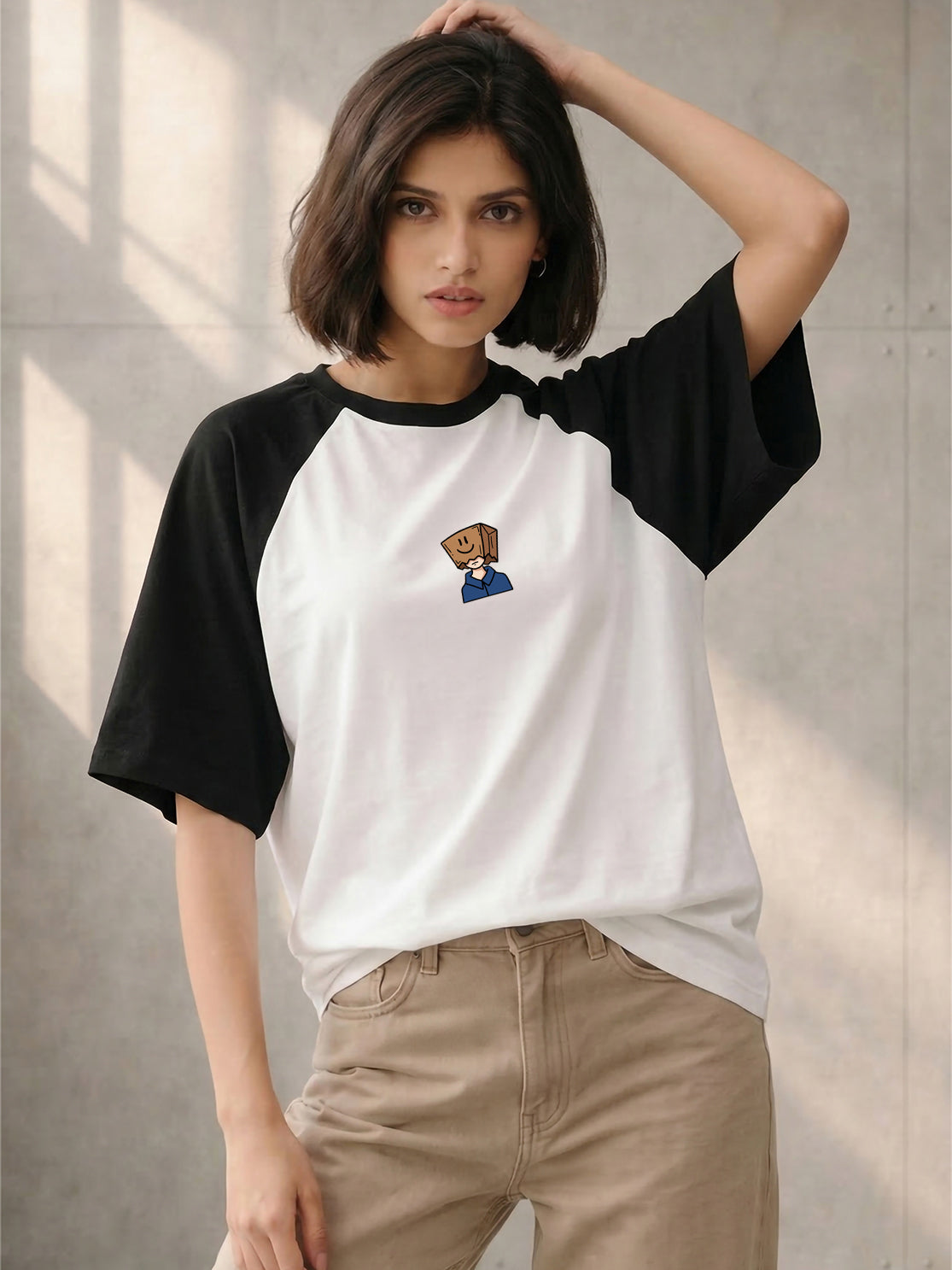 TOM MILTON Women White Color Raglan Half Sleeve Round Neck Oversized Tshirt