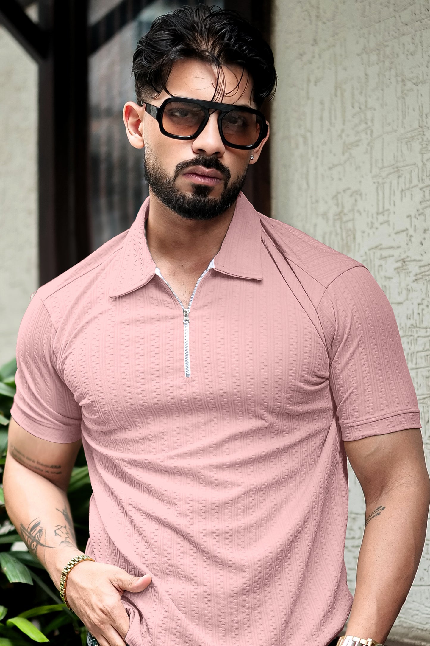 TOM MILTON Light Pink Color textured Polo Collar Polyester  T-shirt