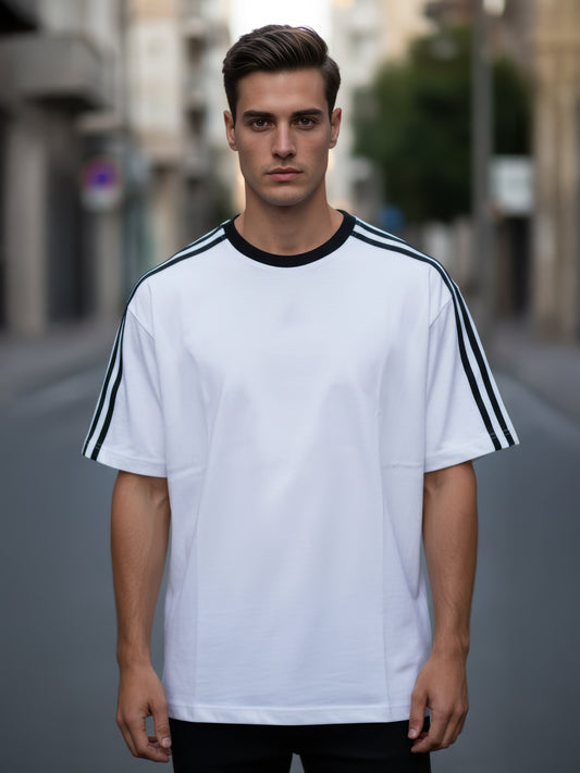 TOM MILTON Man White Color Round Neck Half Sleeve Oversized Net Folding tshirt