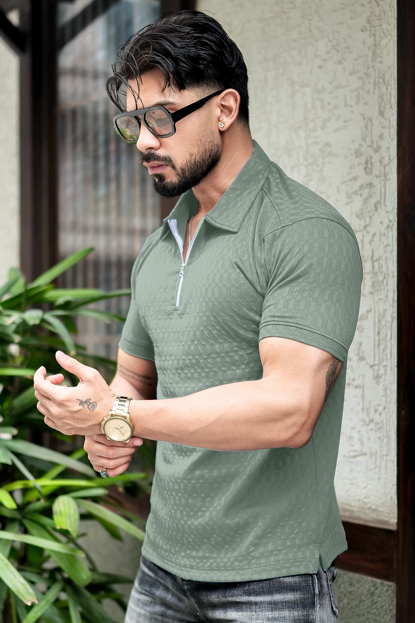 TOM MILTON Green Color textured Polo Collar Polyester  T-shirt
