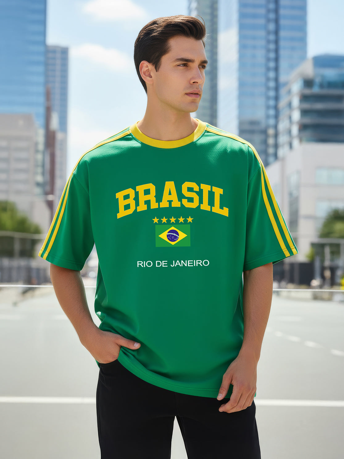 TOM MILTON Man Green  Color Round Neck Half Sleeve Oversized Net Folding tshirt