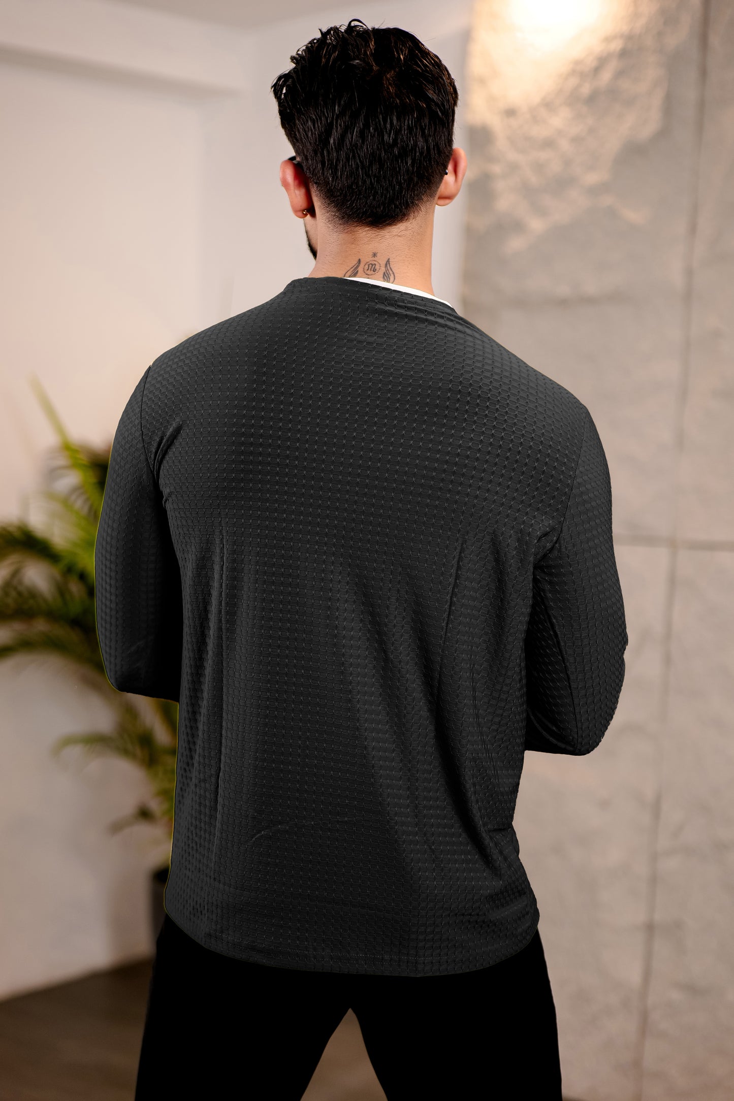 TOM MILTON Mens Black Color Round Neck Full Sleeve Tshirt