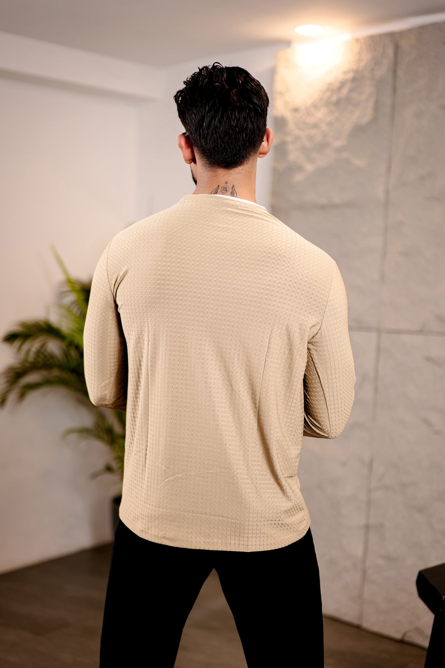 TOM MILTON Mens Cream Color Round Neck Full Sleeve Tshirt